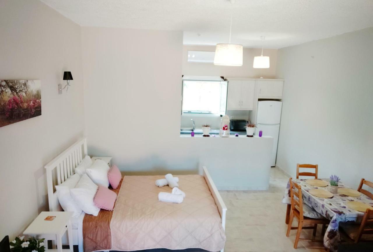 Amaryllis Boutique Apartments Moraḯtika Exteriér fotografie